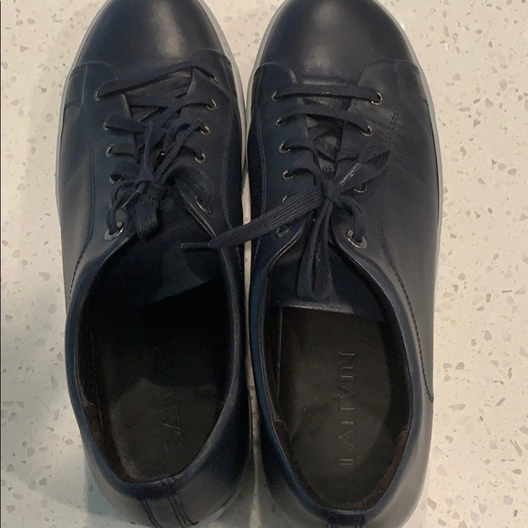 Lanavin - Picture 3 of 3